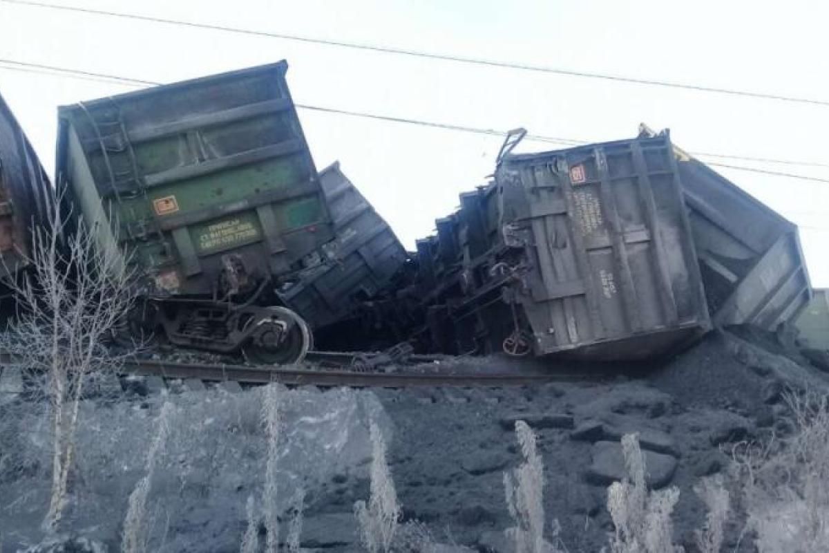 В России произошло крушение поезда: заблокирована Транссибирская магистраль