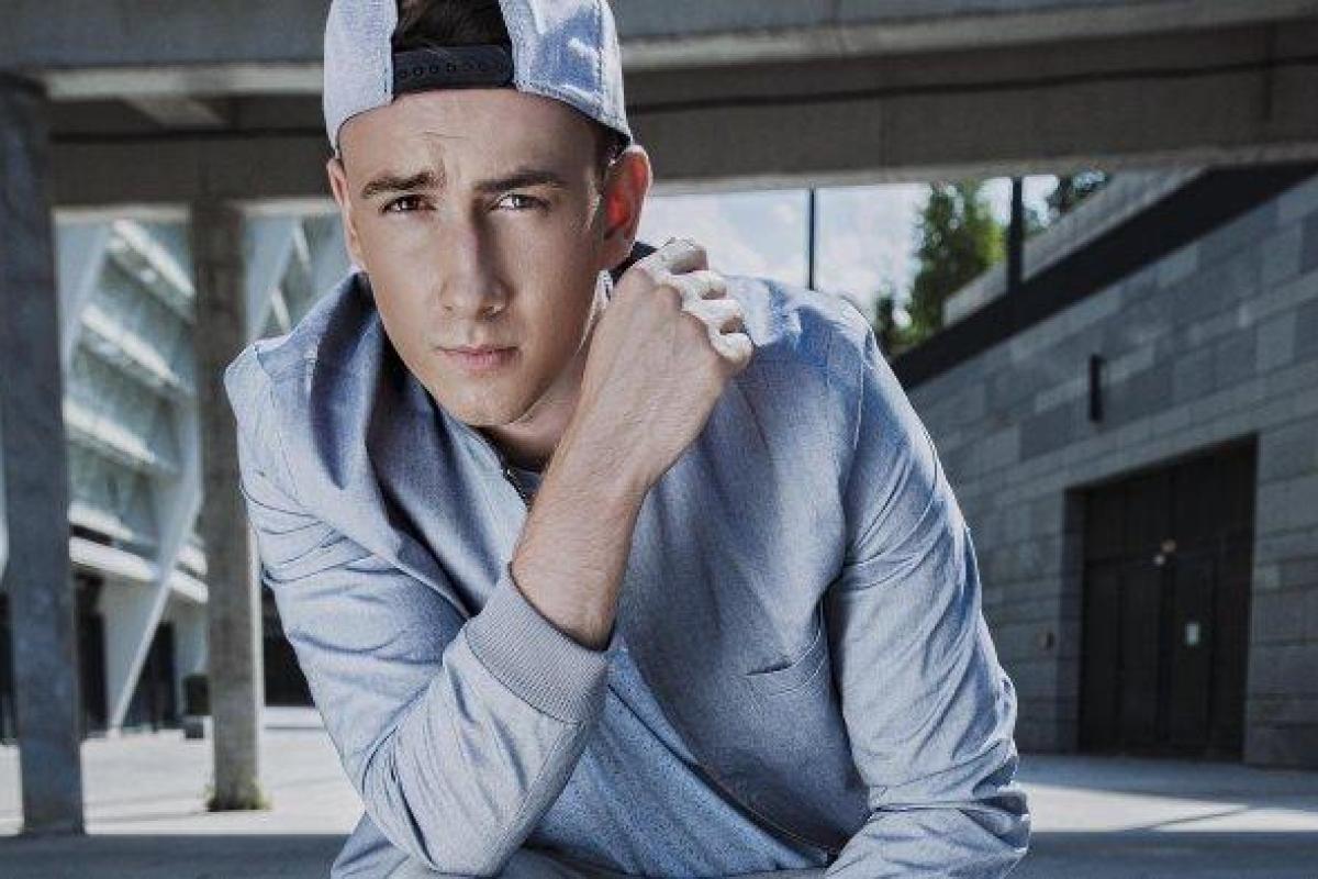 Участника нацотбора "Евровидения" Ivan NAVI обвинили в плагиате Участника нацотбора "Евровидения" Ivan NAVI обвинили в плагиате