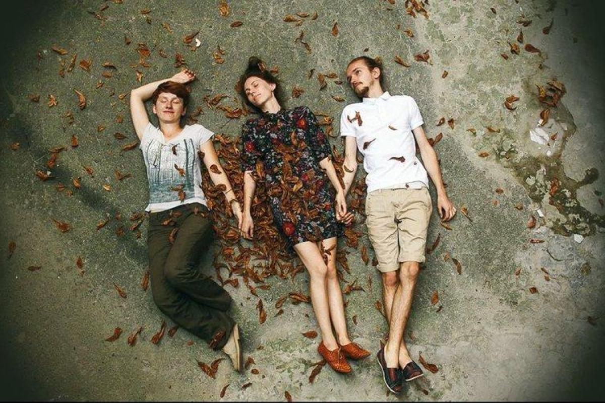 Группа "Один в каноэ" впервые за 9 лет выпустила клип