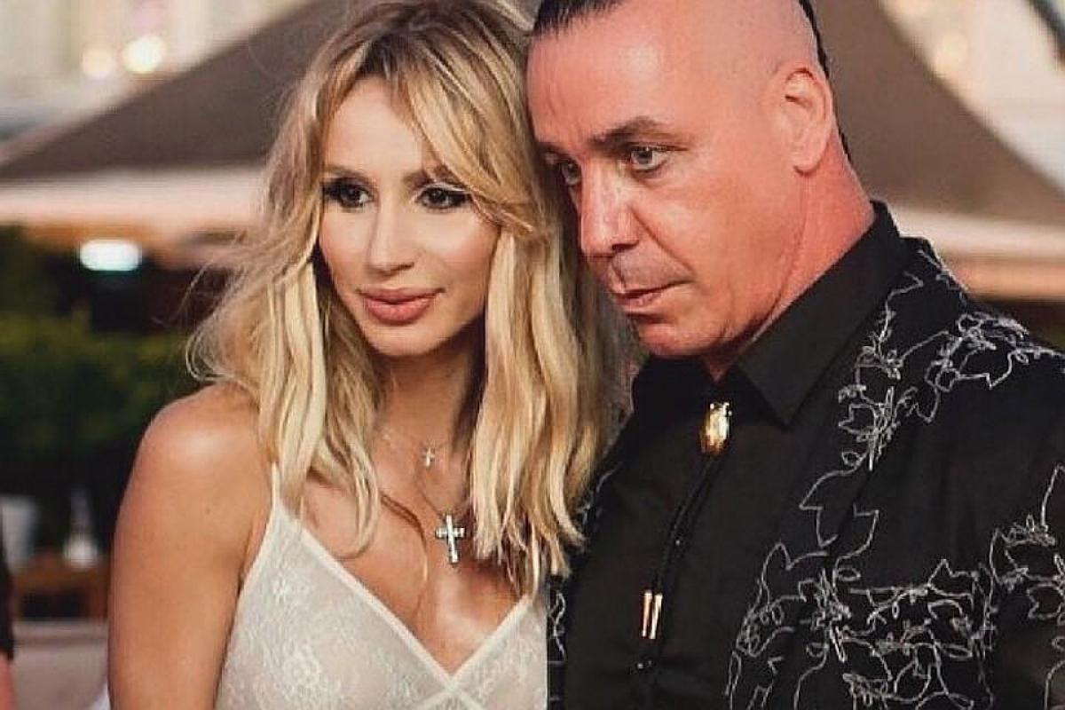 "Снова в больнице?" Лобода озадачила фанатов совместным снимком с солистом Rammstein "Снова в больнице?" Лобода озадачила фанатов совместным снимком с солистом Rammstein