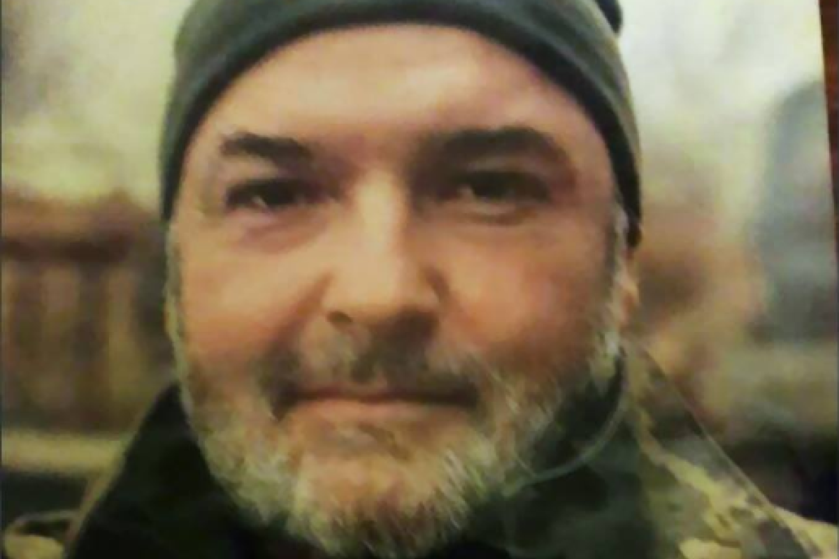 На Донбассе от вражеской ракеты погиб капеллан: в сети показали его фото На Донбассе от вражеской ракеты погиб капеллан: в сети показали его фото