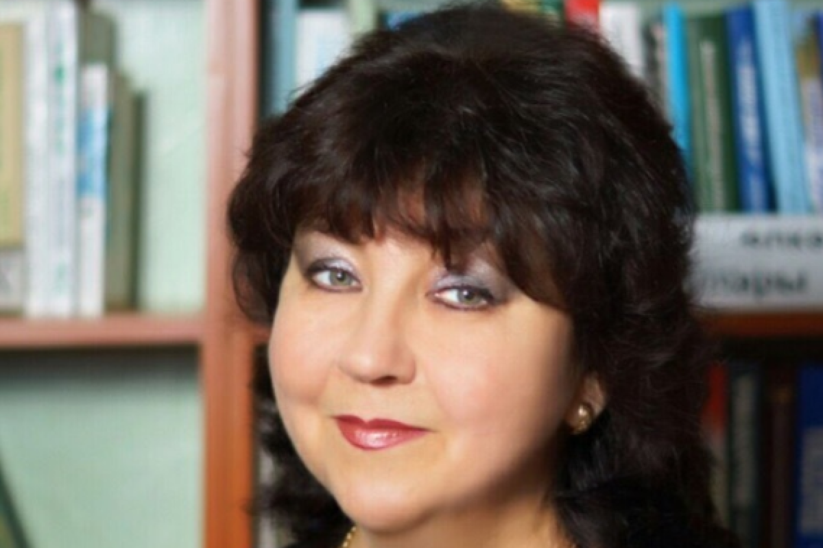 В России во время выступления скончалась певица: видео