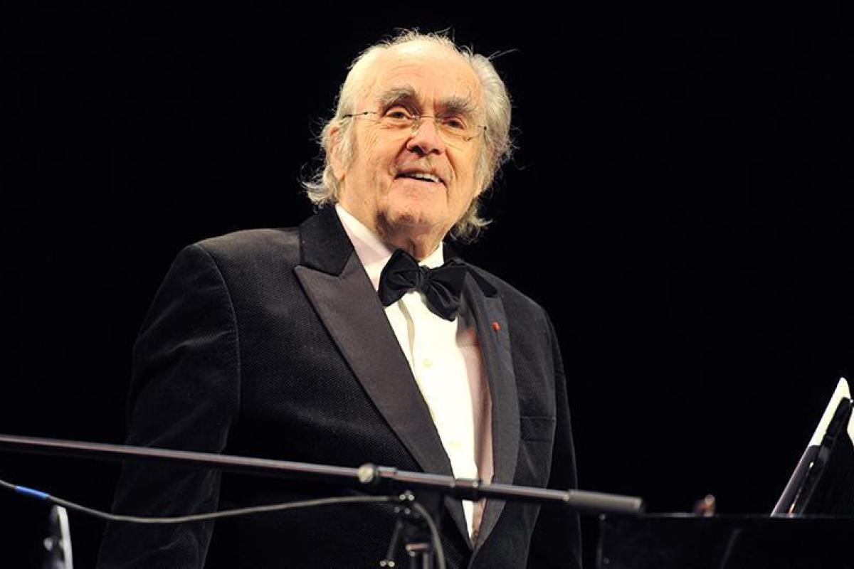 Умер композитор Мишель Легран, автор музыки из фильма "Шербургские зонтики" Умер композитор Мишель Легран, автор музыки из фильма "Шербургские зонтики"