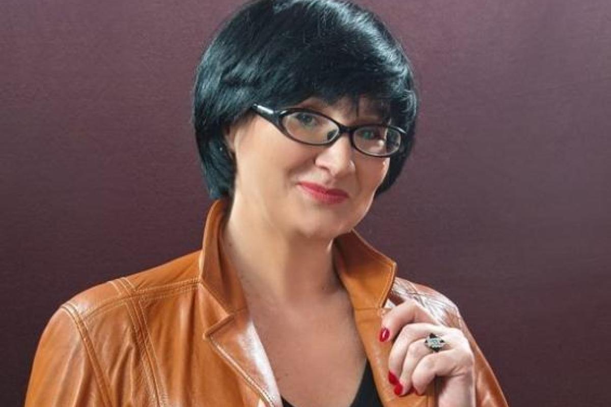 Скончалась от рака известная телепсихолог, работавшая в команде "МастерШеф" Скончалась от рака известная телепсихолог, работавшая в команде "МастерШеф"