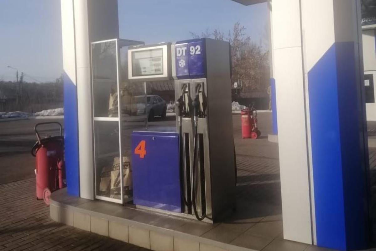 В Краматорске силы ООС прикрыли незаконную заправку В Краматорске силы ООС прикрыли незаконную заправку