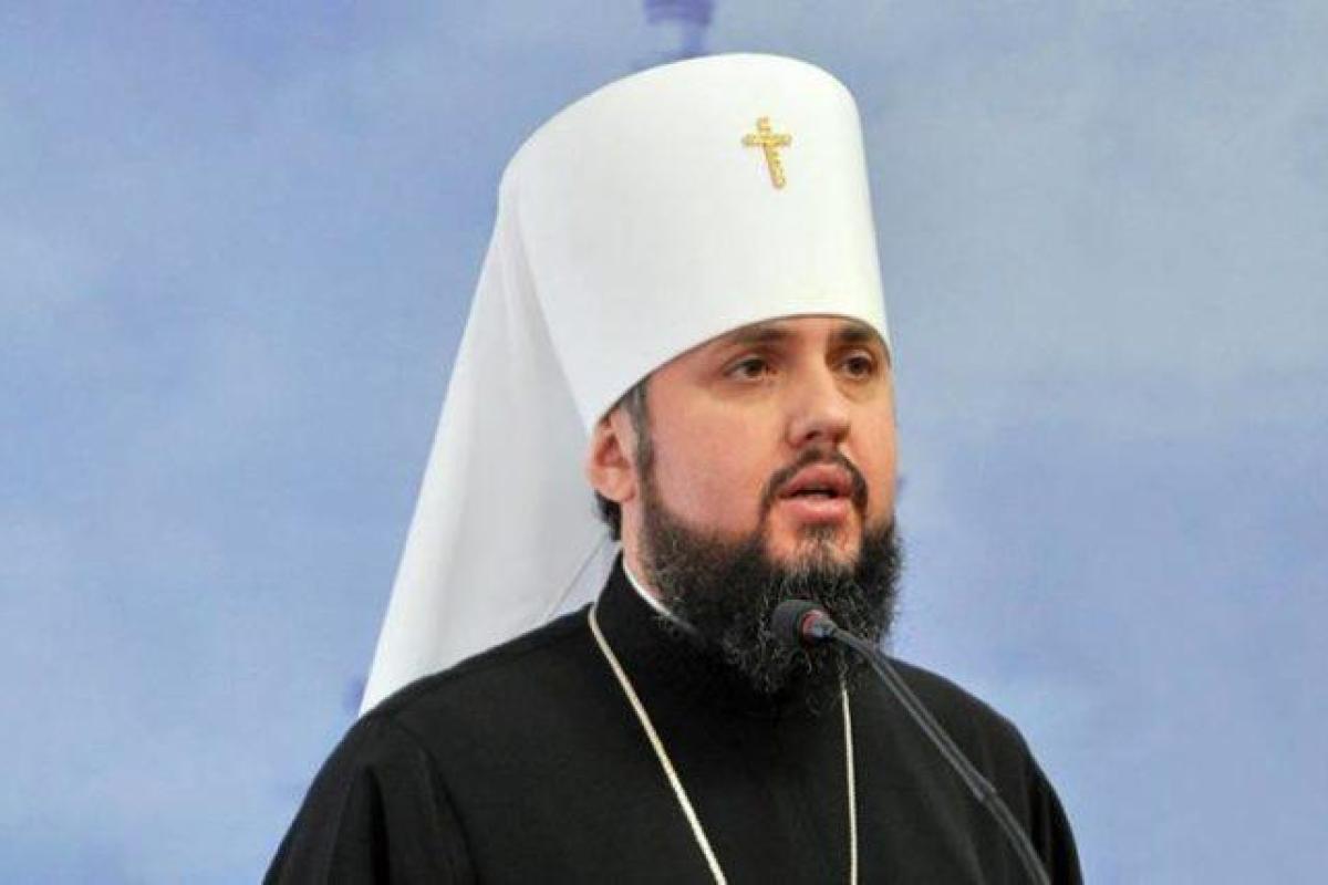 Епифаний пояснил, можно ли женщинам находиться в церкви с непокрытой головой Епифаний пояснил, можно ли женщинам находиться в церкви с непокрытой головой