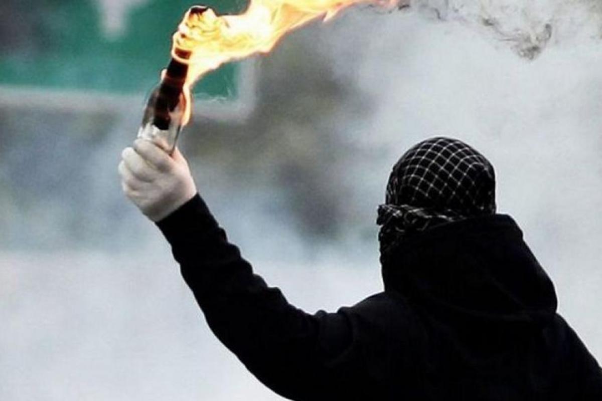 В Польше полицейский участок забросали коктейлями Молотова