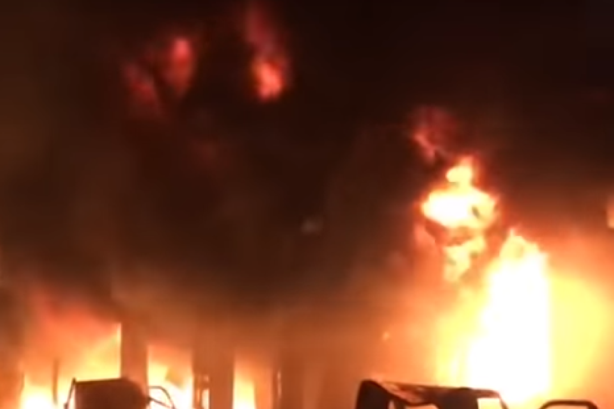 В Бангладеше в пожаре погибли более 50 человек