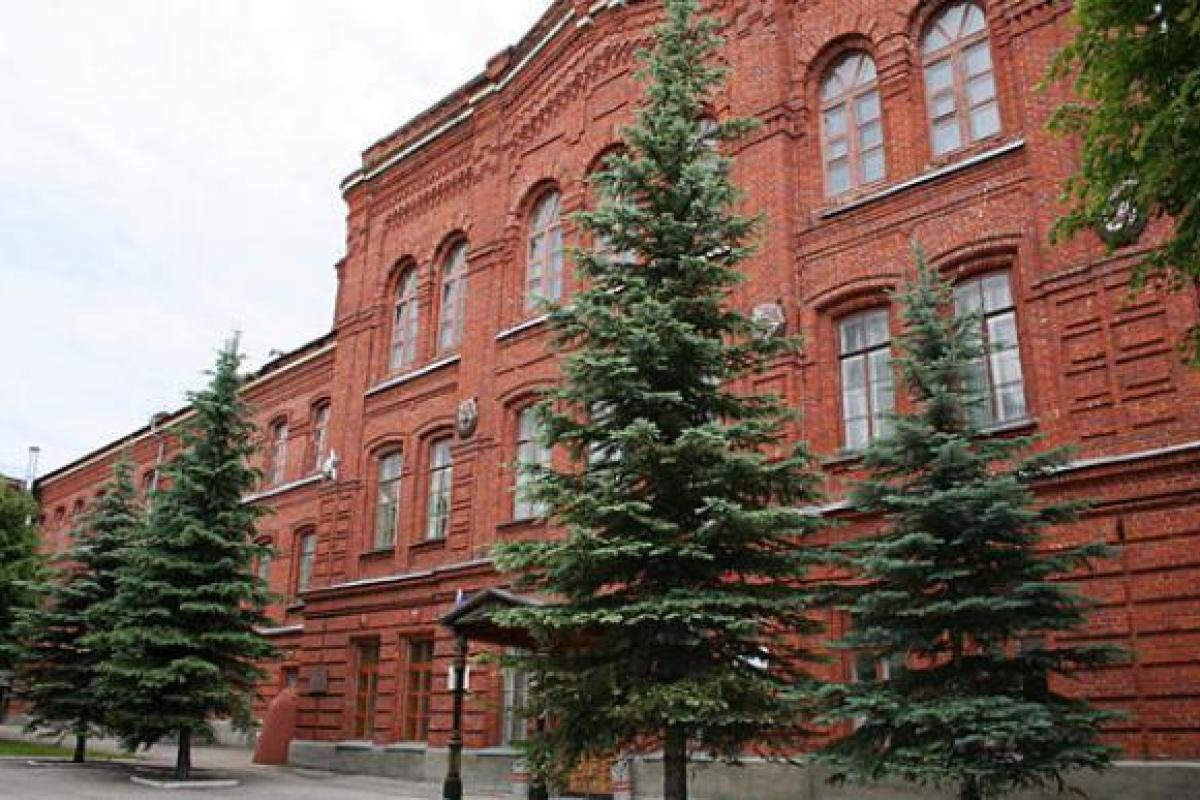 В России в Суворовском училище у курсантов обнаружили червей в организме