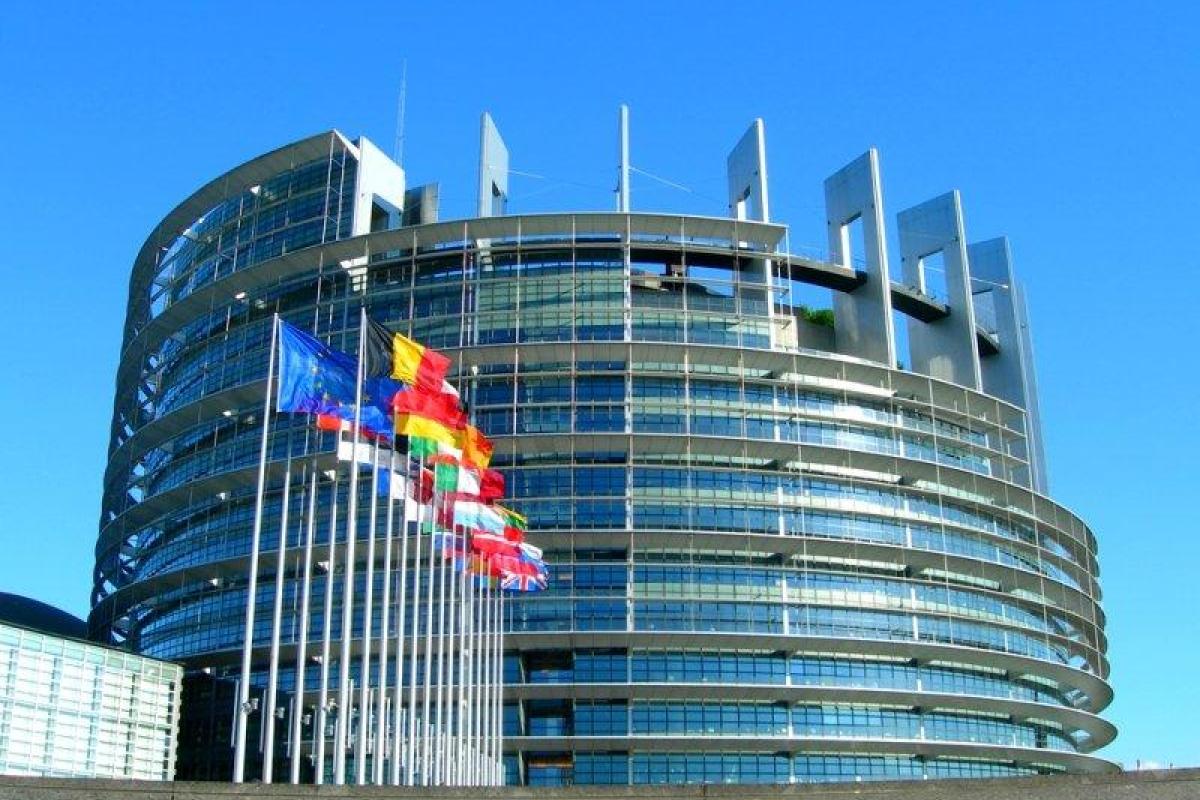 В Европарламенте высказались против строительства "Северного потока-2" В Европарламенте высказались против строительства "Северного потока-2"
