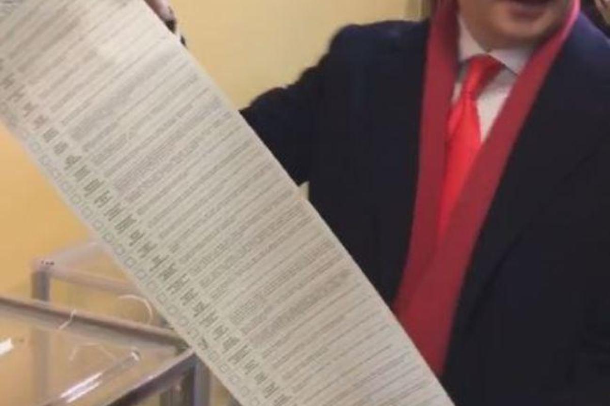 Ляшко в день выборов нарушил закон Украины Ляшко в день выборов нарушил закон Украины