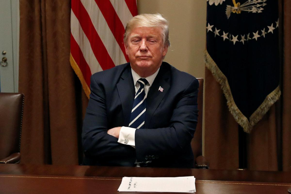 Трамп продлил антироссийские санкции из-за агрессии РФ против Украины Трамп продлил антироссийские санкции из-за агрессии РФ против Украины