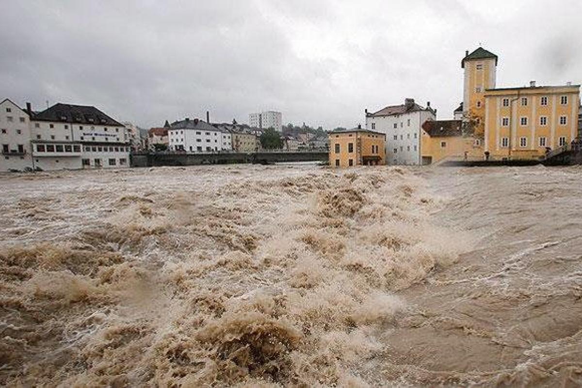 В результате наводнения в Иране погибли 11 человек