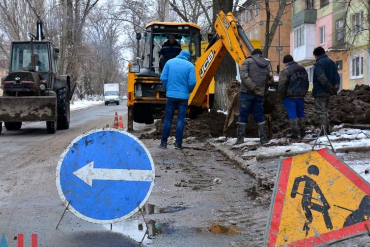На оккупированной Донетчине тысячи людей остались без воды На оккупированной Донетчине тысячи людей остались без воды