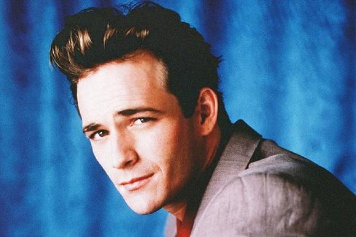 Прах звезды "Беверли-Хиллз" Люка Перри развеяли над фермой