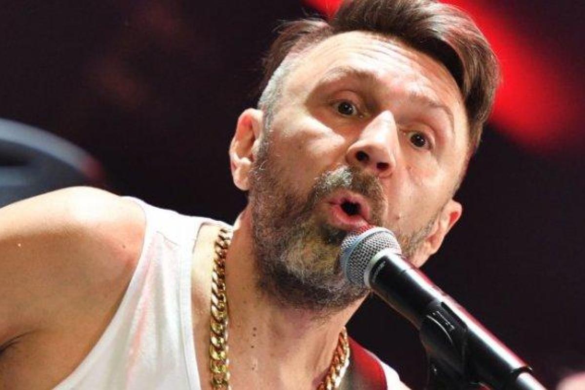 Шнуров заявил об уходе со сцены