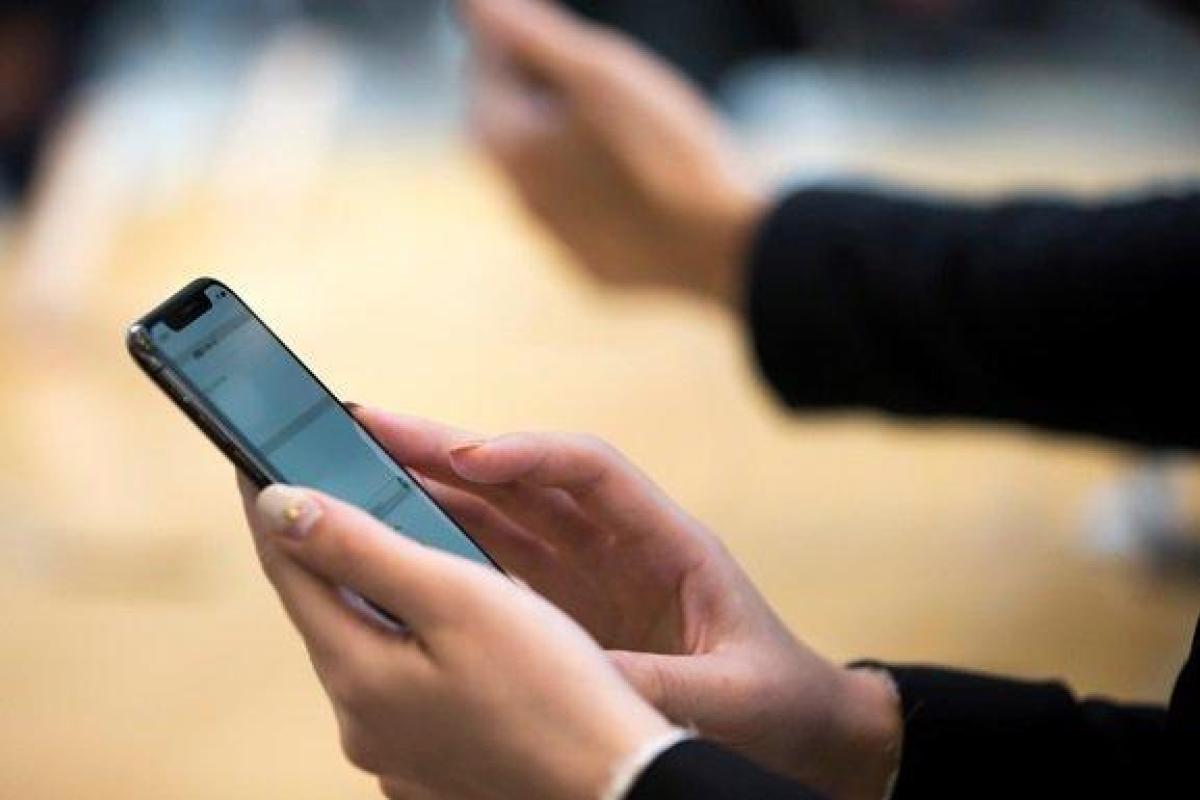 В двух областях Украины из-за аварии не работают спецномера экстренных служб В двух областях Украины из-за аварии не работают спецномера экстренных служб