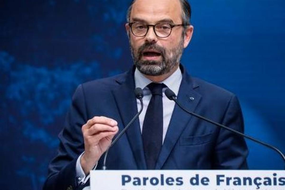 Национальные дебаты во Франции: премьер-министр предложил снизить налоги