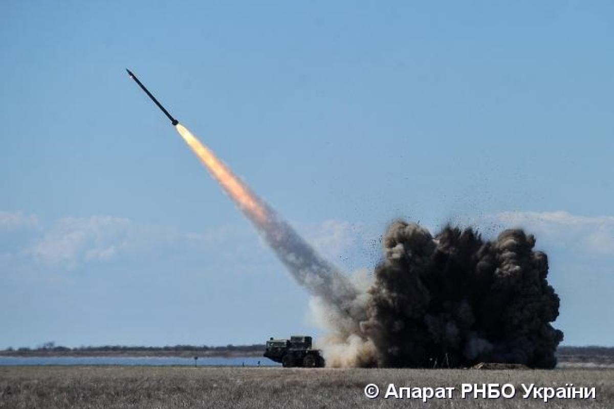 Украина испытала модернизированный ракетный комплекс "Ольха-М"