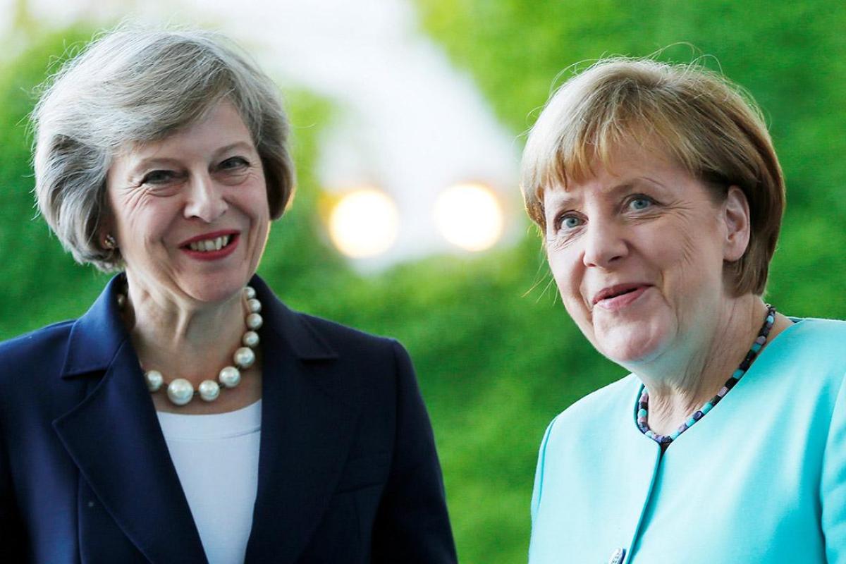 Ангела Меркель и Тереза Мэй поздравили Зеленского с победой