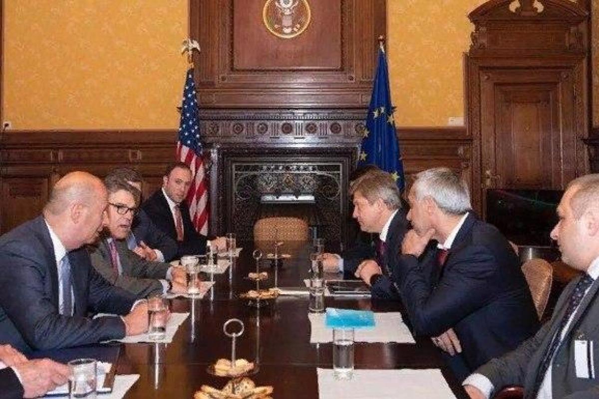В Брюсселе представители Зеленского обсудили газ и энергетику с США В Брюсселе представители Зеленского обсудили газ и энергетику с США