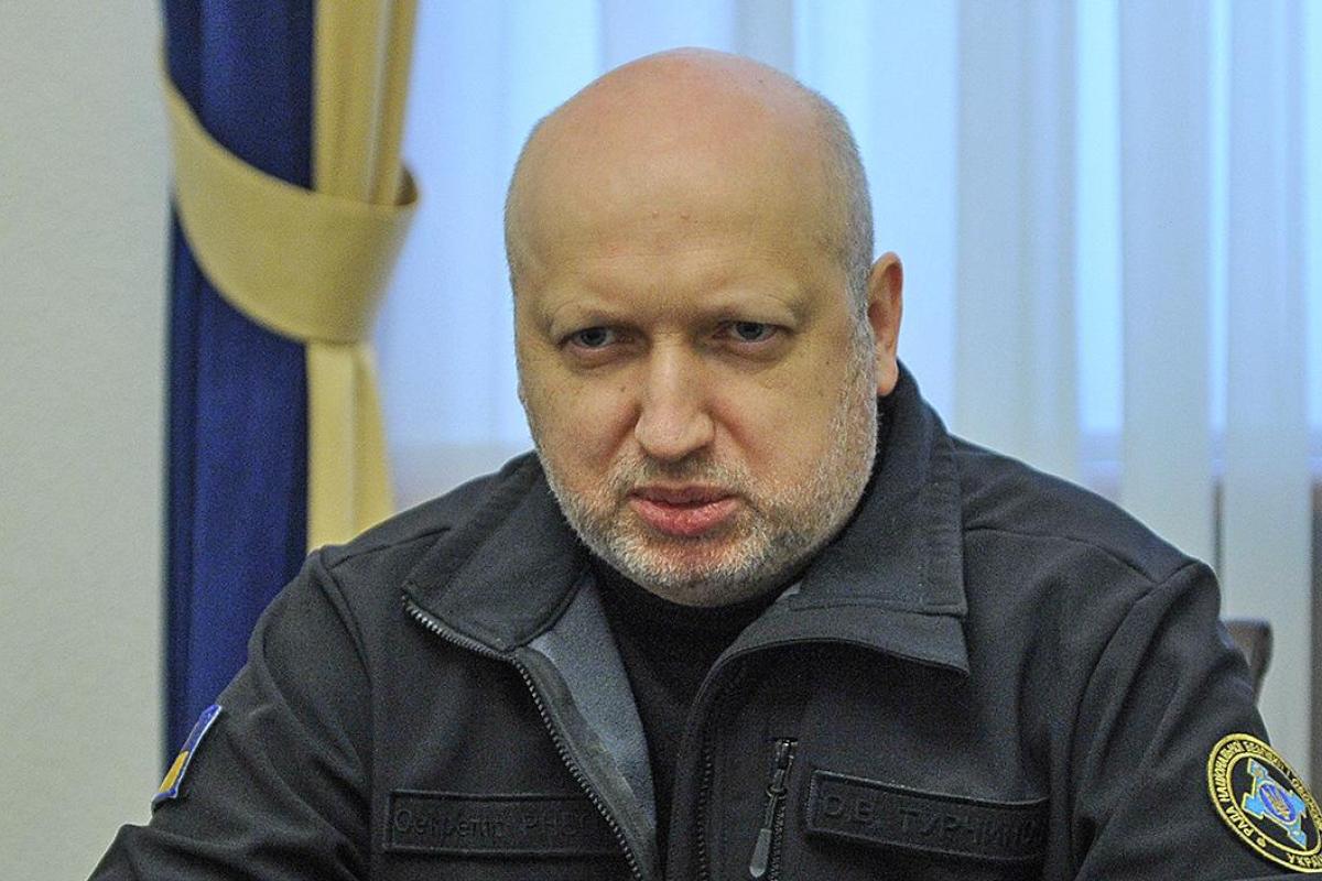 Турчинов подал в отставку с поста секретаря СНБО Турчинов подал в отставку с поста секретаря СНБО