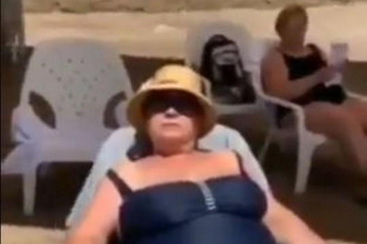 "Стыдно за вас": Российские туристки опозорились в День памяти в Израиле