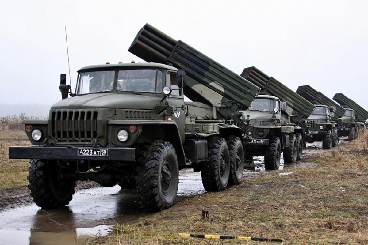 ОБСЕ зафиксировала много запрещенной военной техники в центре оккупированного Луганска ОБСЕ зафиксировала много запрещенной военной техники в центре оккупированного Луганска