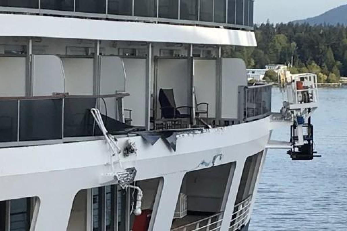 В Канаде столкнулись два круизных лайнера