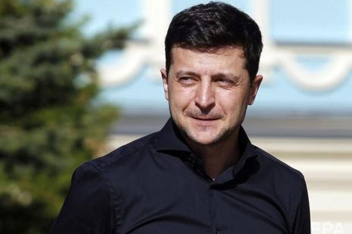 Зеленский встретится с руководством ЕС и НАТО в Брюсселе Зеленский встретится с руководством ЕС и НАТО в Брюсселе