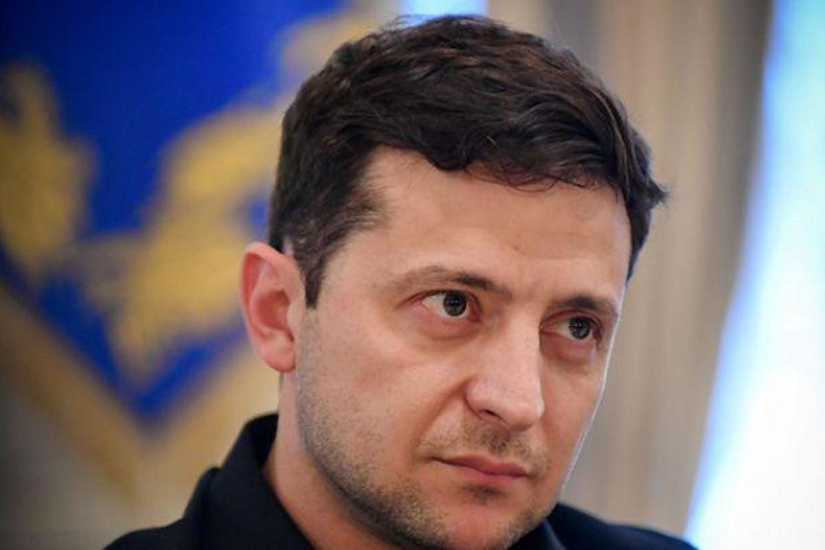 Зеленский просит Раду утвердить создание спецучастков для голосования в местах временной дислокации военных частей Зеленский просит Раду утвердить создание спецучастков для голосования в местах временной дислокации военных частей
