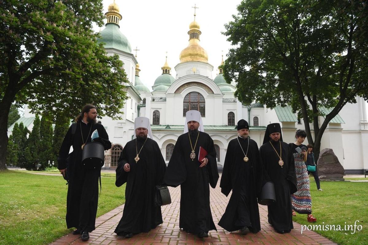 Священникам ПЦУ запретили баллотироваться в Верховную Раду Священникам ПЦУ запретили баллотироваться в Верховную Раду