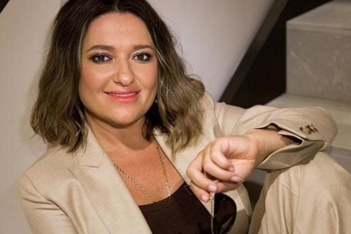 Наталья Могилевская поделилась своим фото школьных лет Наталья Могилевская поделилась своим фото школьных лет