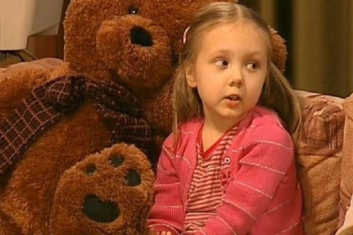 "Пуговка" из сериала "Папины дочки" стала эффектной блондинкой