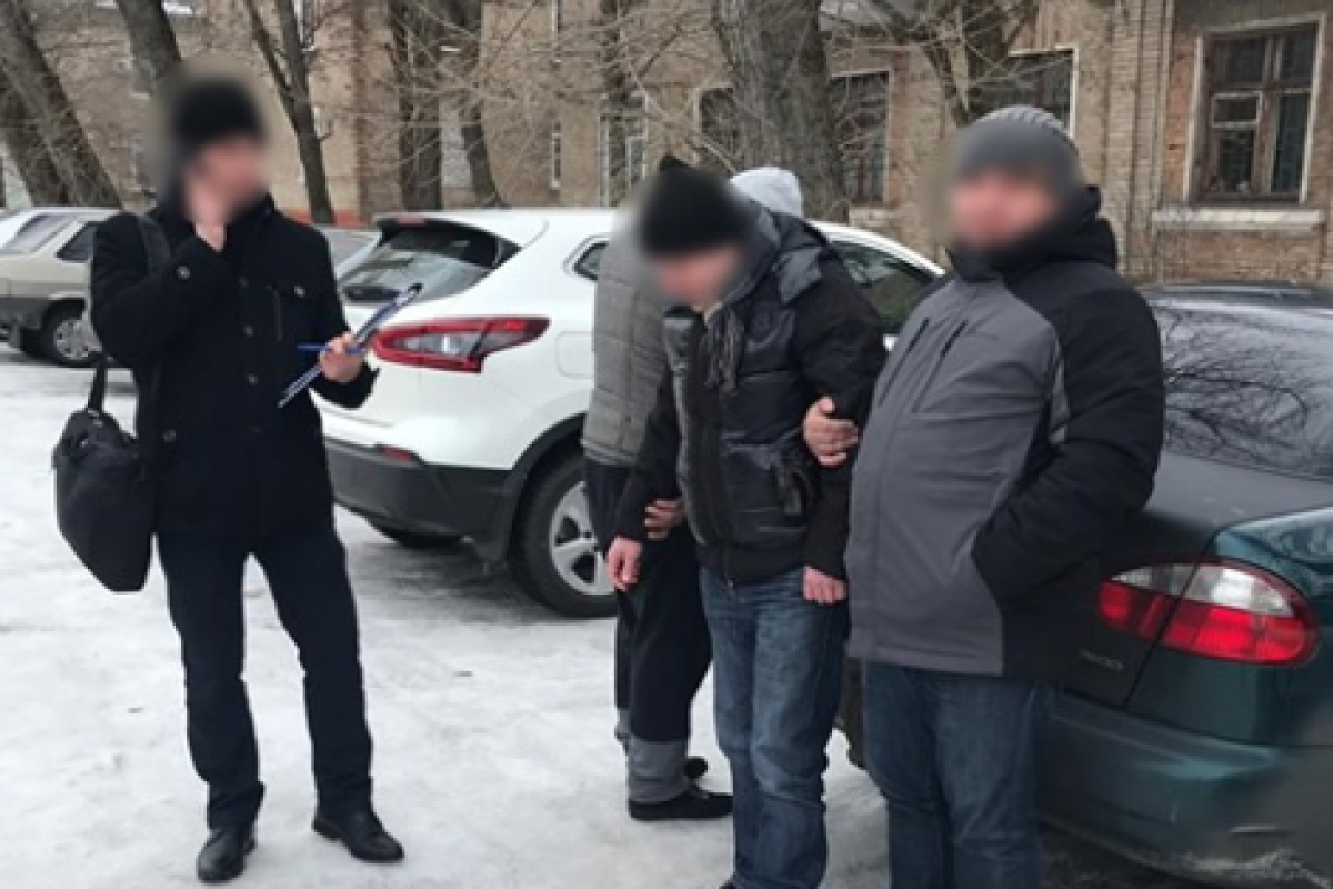 На Луганщине налоговика будут судить за вымогательство 30 тысяч гривен от предпринимателя На Луганщине налоговика будут судить за вымогательство 30 тысяч гривен от предпринимателя