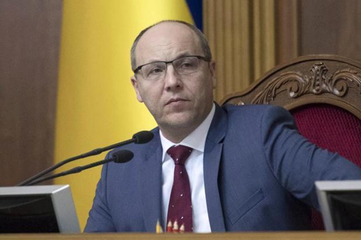 Парубий ответил соратнику Зеленского: "Земля у вас под ногами будет гореть"