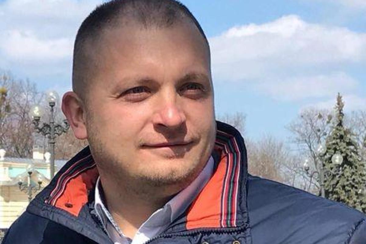 "Состояние стабильно-тяжелое": Избитого Семенихина транспортируют в Киевский институт нейрохирургии "Состояние стабильно-тяжелое": Избитого Семенихина транспортируют в Киевский институт нейрохирургии