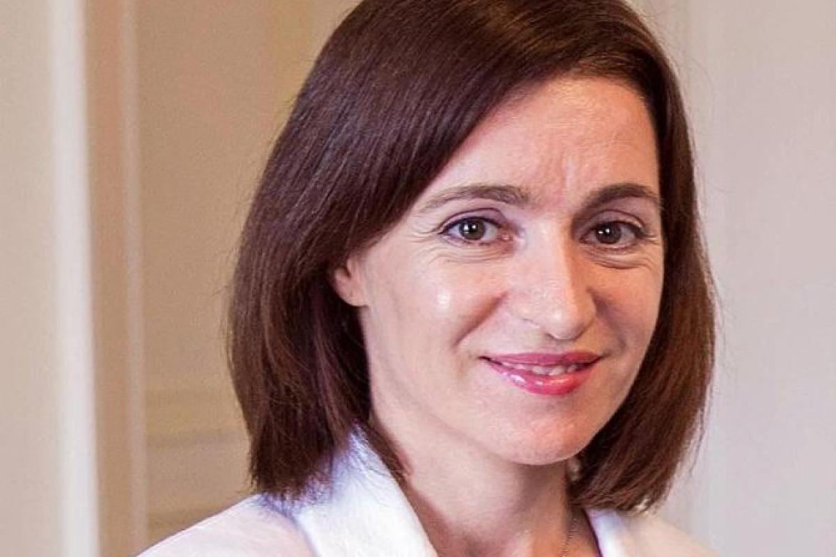 В Молдове главой правительства избрали женщину