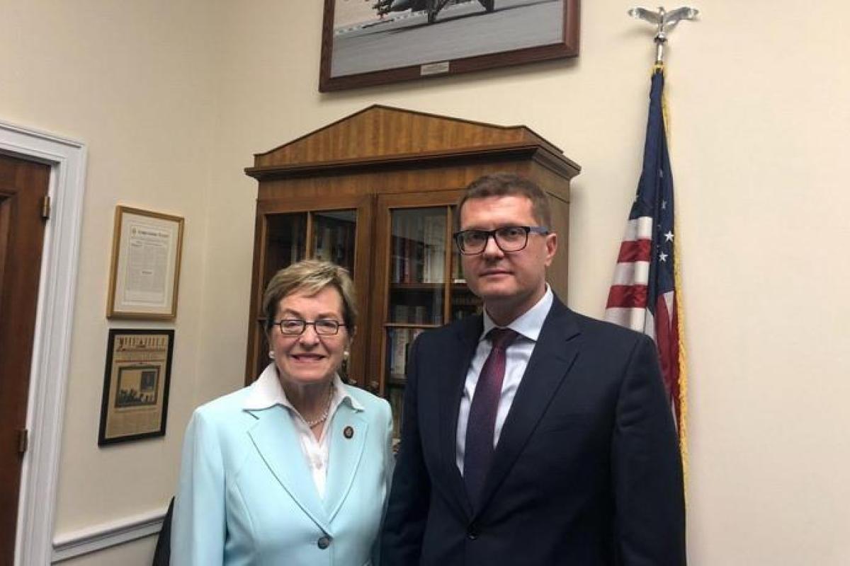 И. о. главы СБУ Баканов обсудил детали визита Зеленского в Вашингтон И. о. главы СБУ Баканов обсудил детали визита Зеленского в Вашингтон