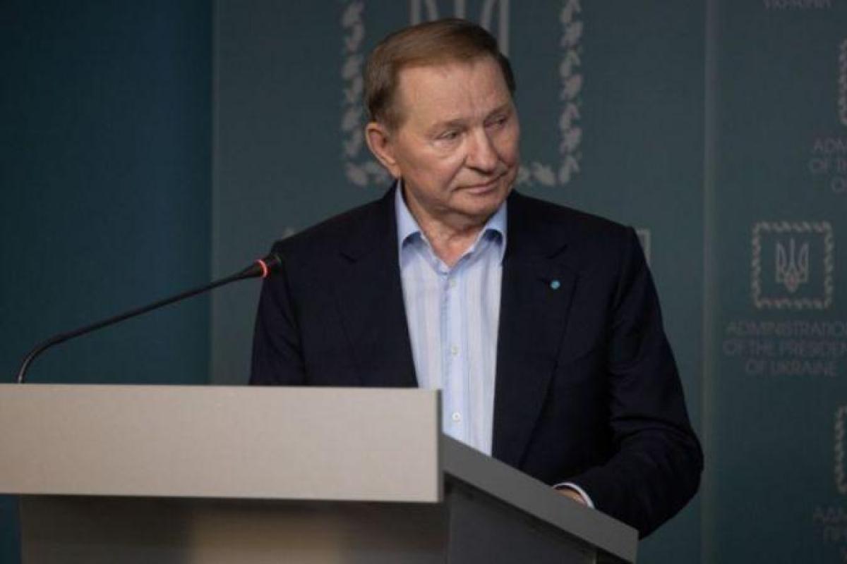Кучма в Минске назвал условие снятия торговой блокады с "ЛДНР" Кучма в Минске назвал условие снятия торговой блокады с "ЛДНР"