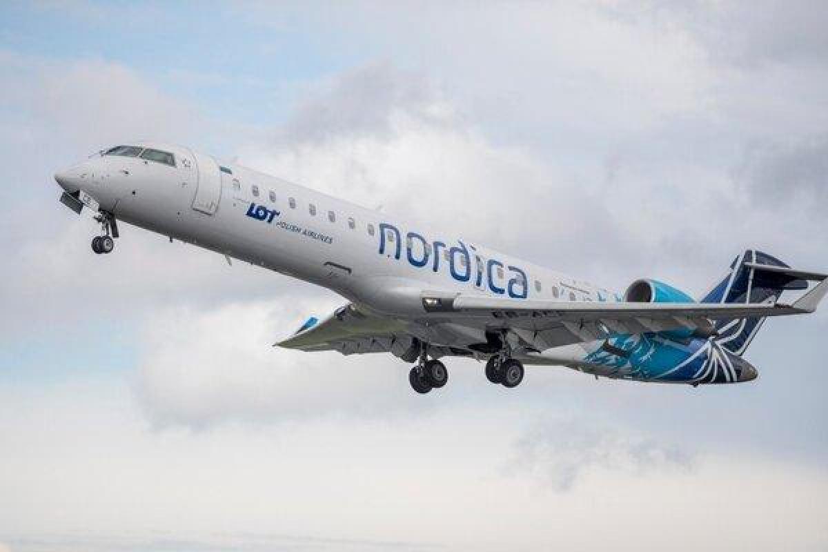 Самолет, летевший из Киева, совершил аварийную посадку в Таллине Самолет, летевший из Киева, совершил аварийную посадку в Таллине