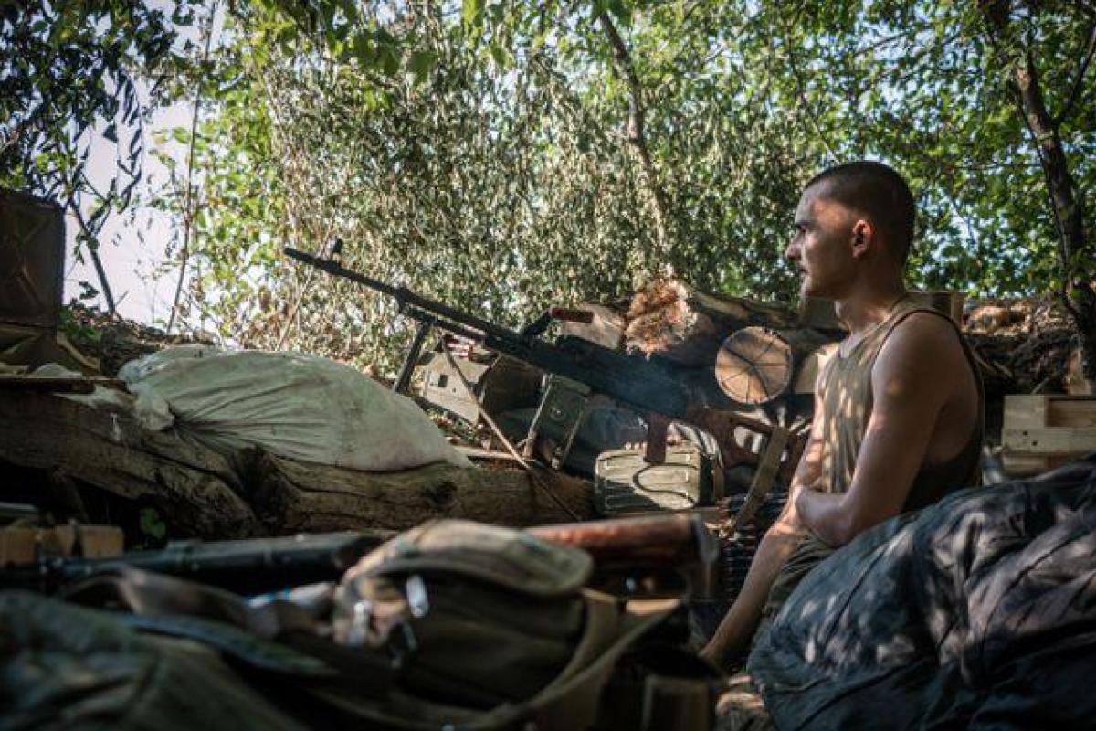 Боевики 8 раз обстреливали точки ВСУ на Донбассе Боевики 8 раз обстреливали точки ВСУ на Донбассе