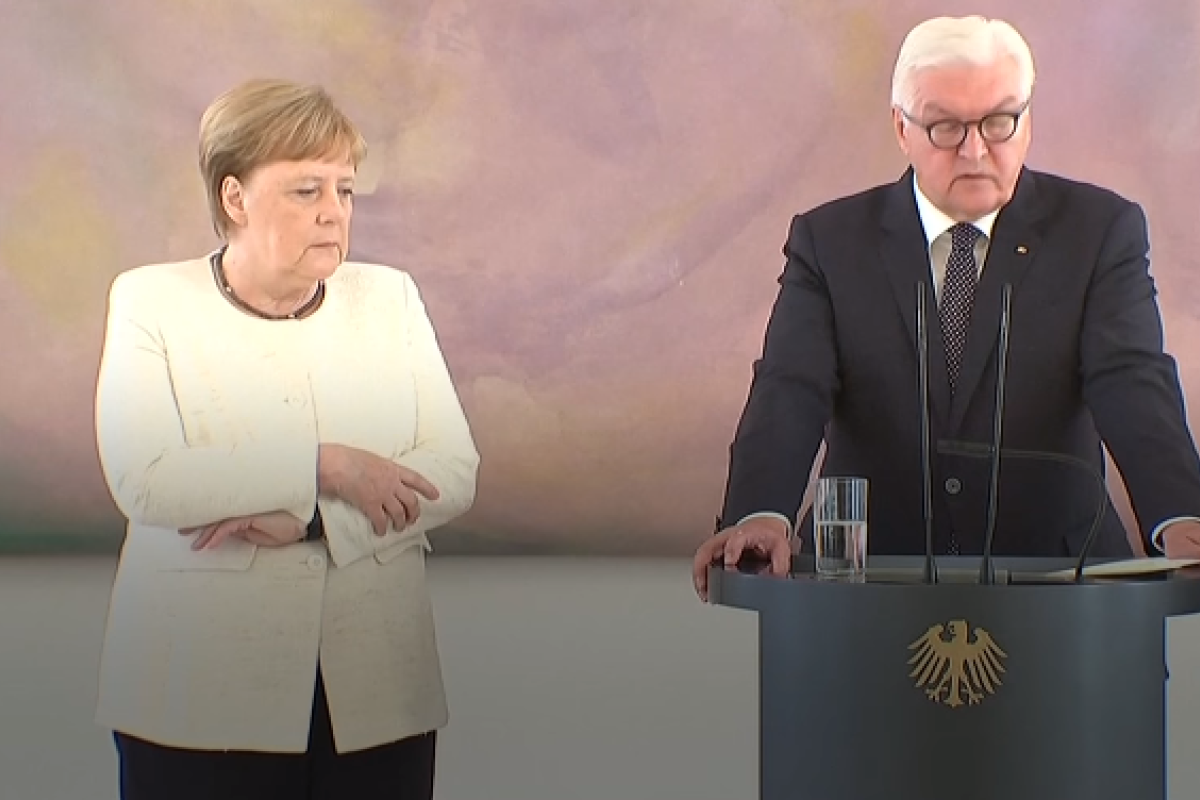 Меркель снова трясло на публичном мероприятии: кадры