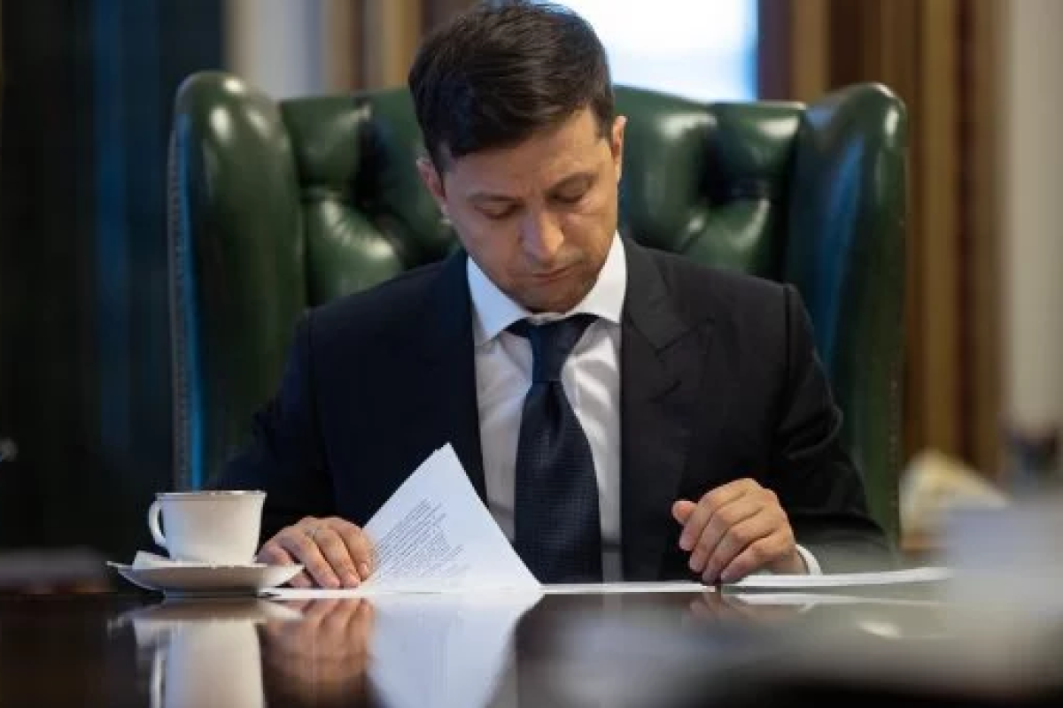 Зеленский предоставил украинское гражданство 14 иностранцам, которые воевали за Украину