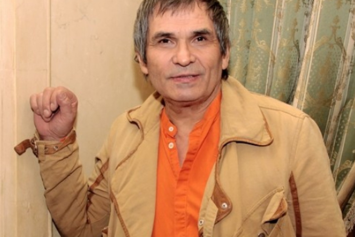 Бари Алибасова подозревают в попытке суицида