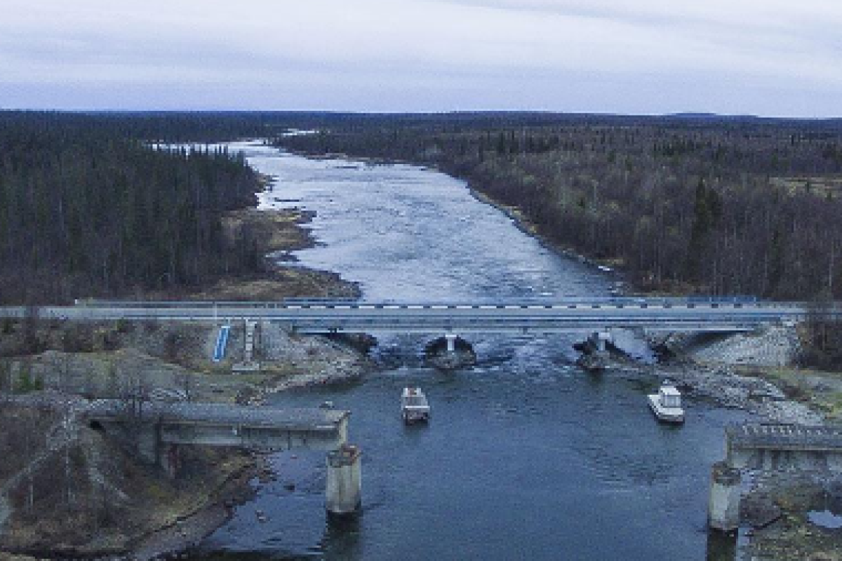 В России почти месяц не могут найти украденный мост