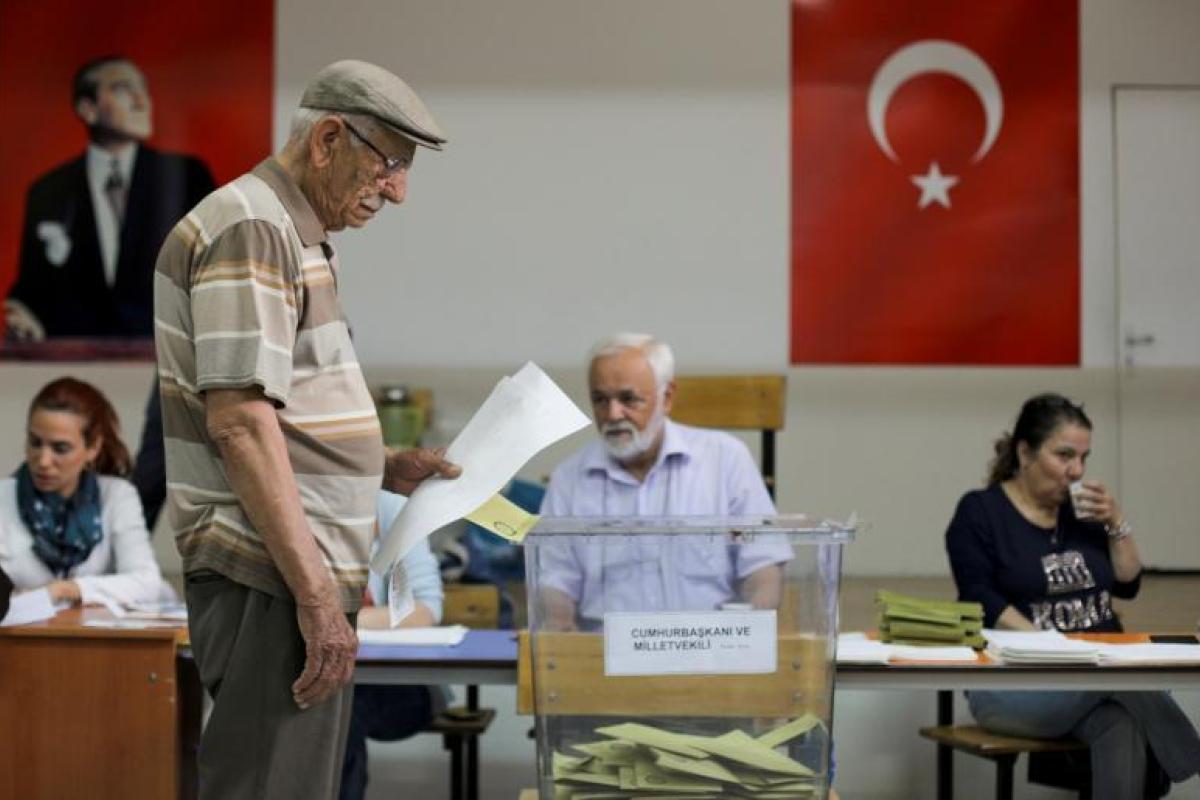 В Стамбуле в очередной раз выбирают мэра