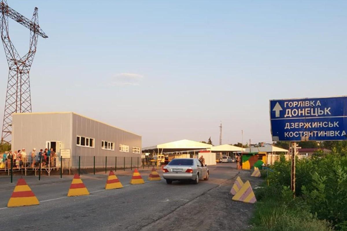 КПВВ "Майорское" сегодня работать не будет: продолжается разминирование территории КПВВ "Майорское" сегодня работать не будет: продолжается разминирование территории