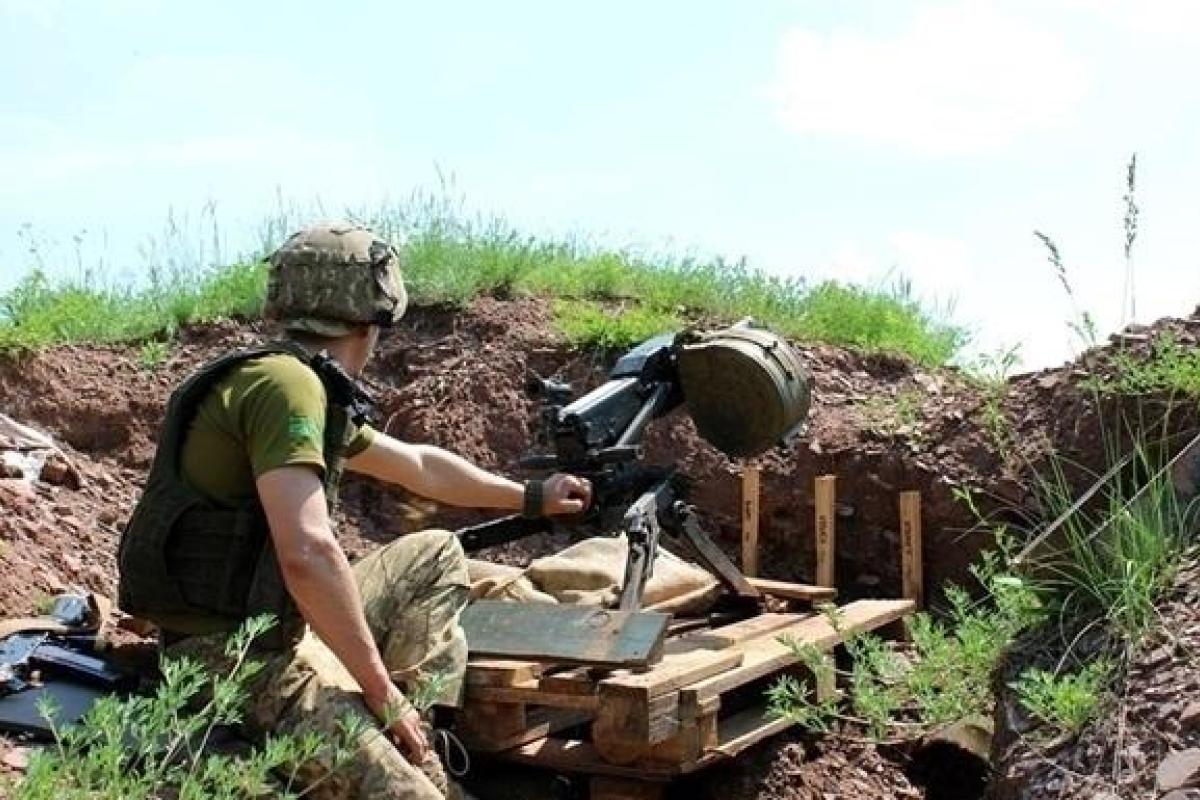 На Донбассе ранен один военнослужащий ВСУ На Донбассе ранен один военнослужащий ВСУ