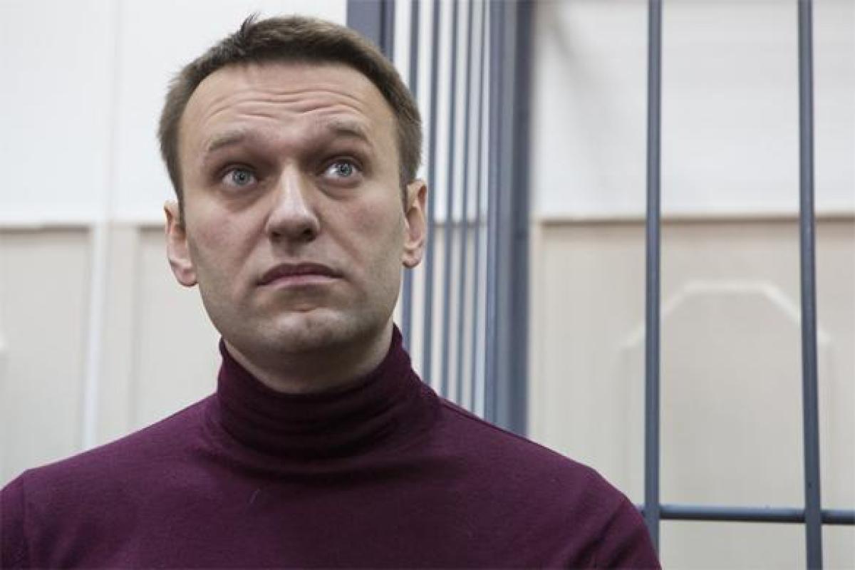 Российского оппозиционера Навального вернули из больницы в спецприемник